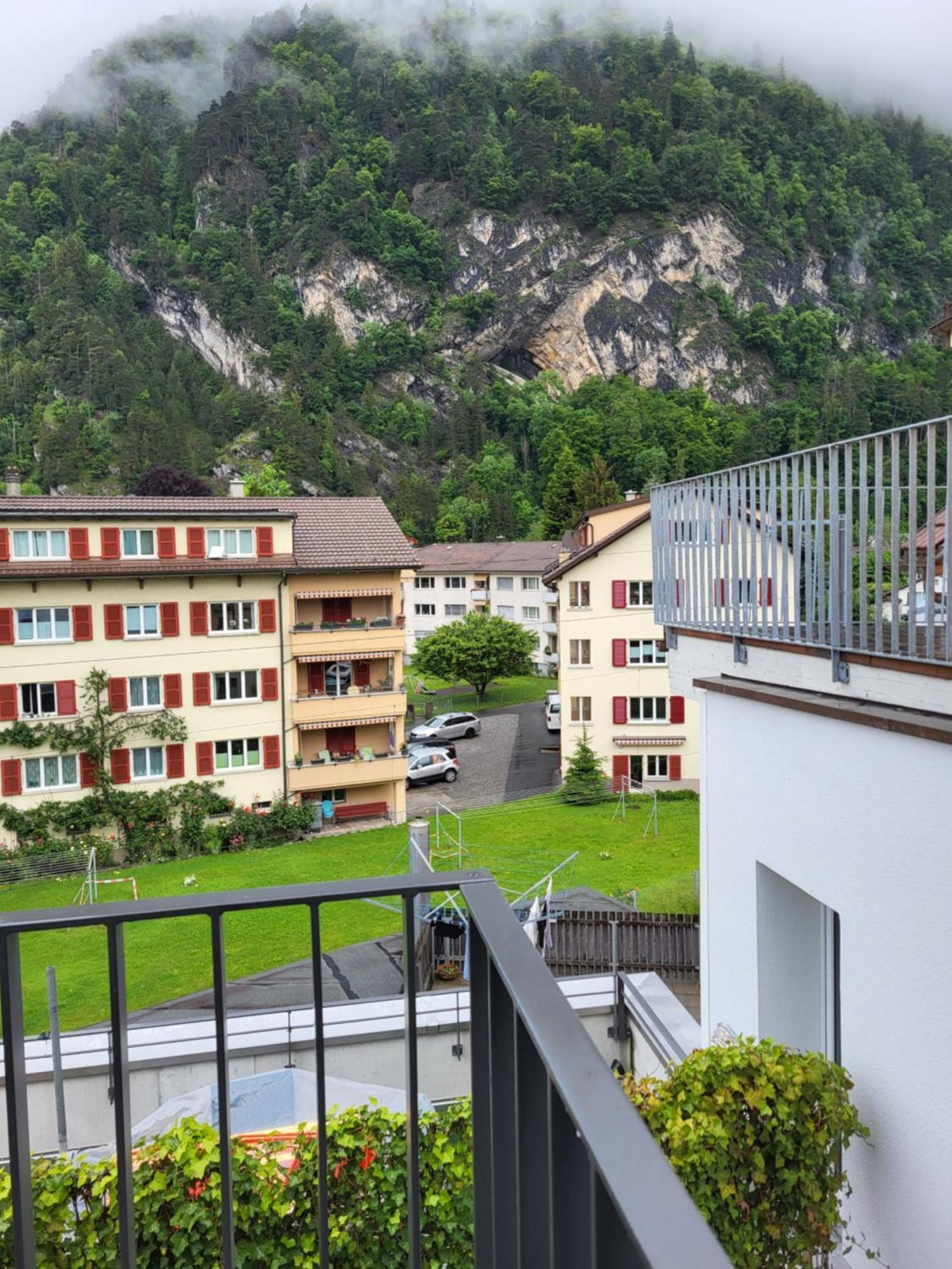 Modern City Apartments Interlaken Eksteriør billede